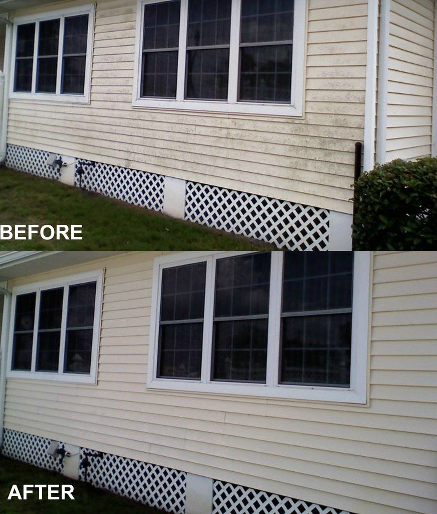 Exterior house soft wash cleaning removing mold and algae in Lake Worth FL