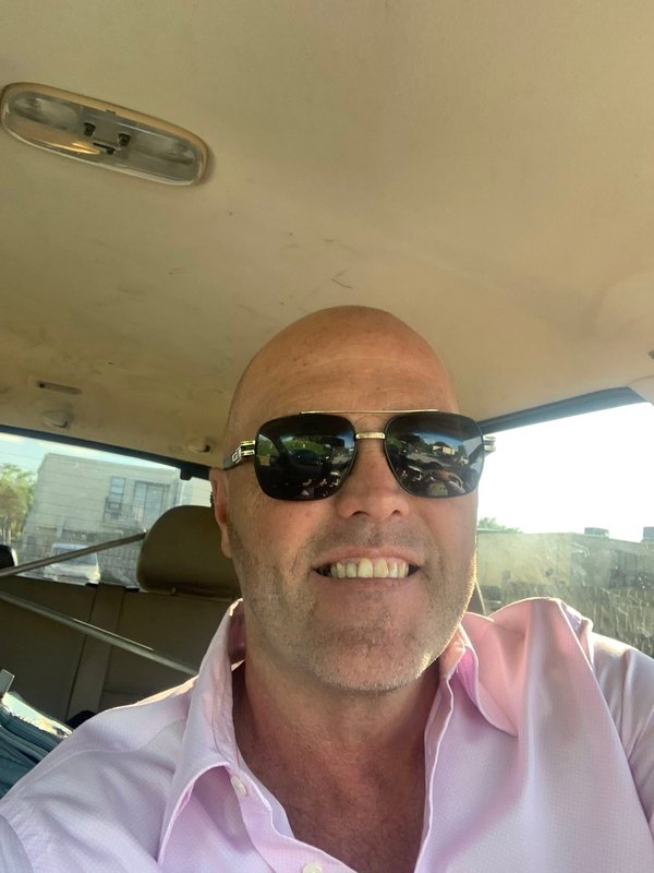 Robert Mitten owner of Suds and Sons Pressure Washing serving Palm Beach County FL